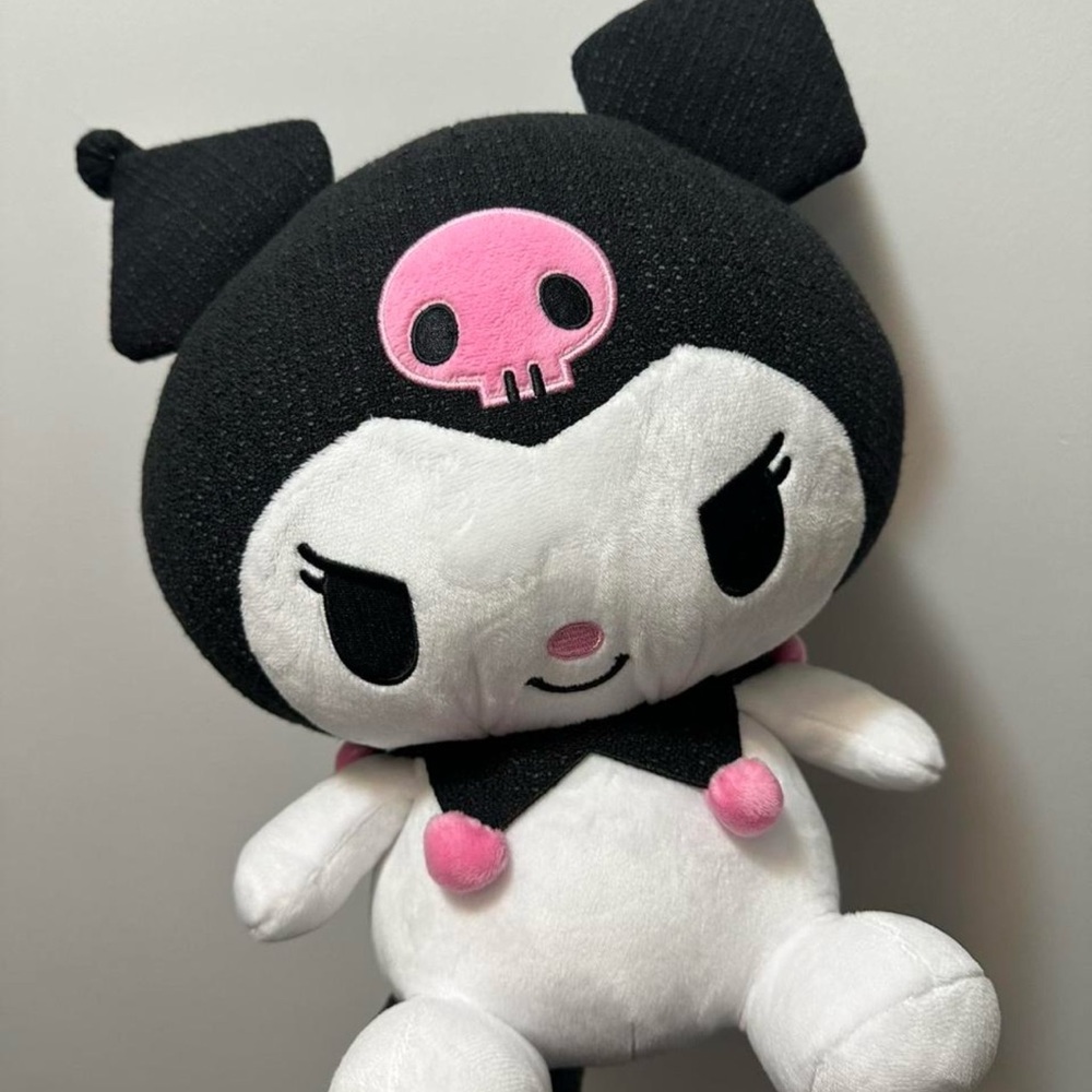 Kuromi Exclusive round 1 plushie
